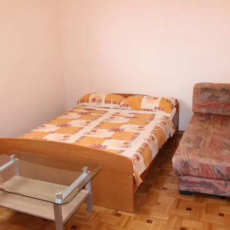 Apartment Mario Rogoznica (Sibenik-Knin)